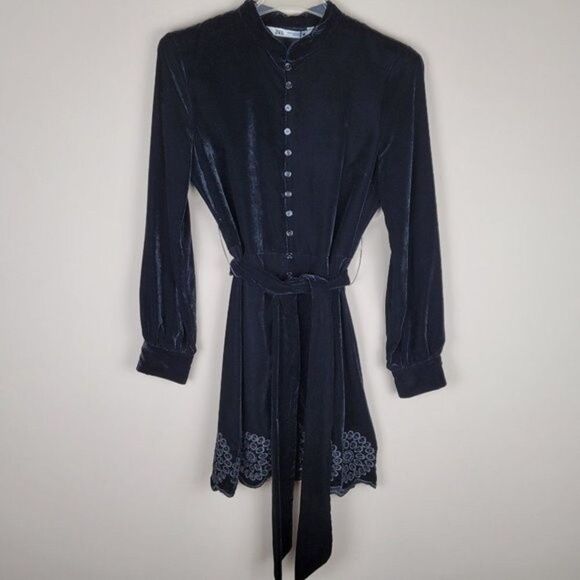 Zara Black Velvet Embroidery Mini Dress Long Sleeve Size XS NWT - Picture 3 of 16